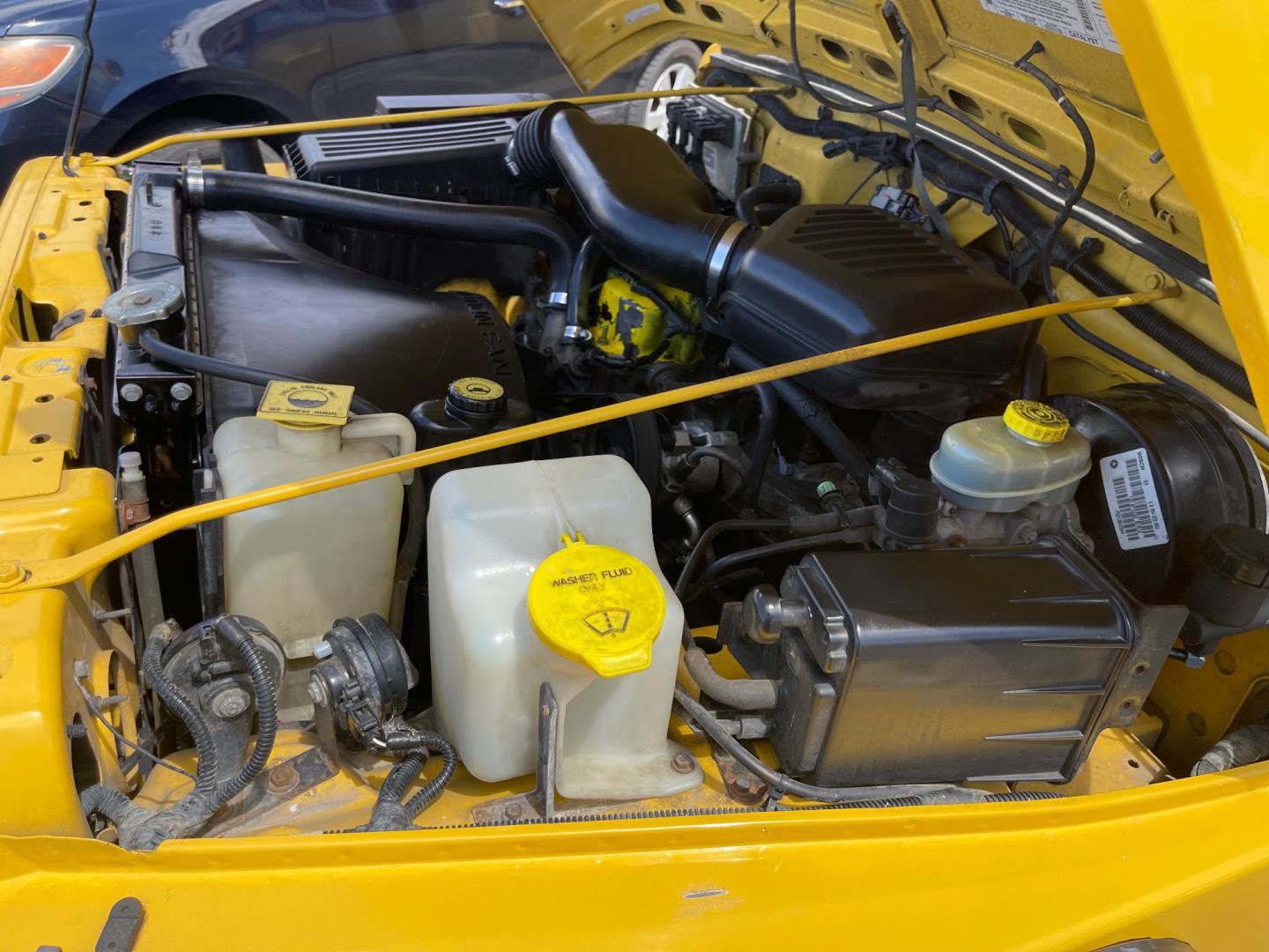 2000 Solar Yellow /Black Jeep Wrangler SE (1J4FA29P9YP) with an 2.5L 4 Cyl. engine, Manual transmission, located at 801 South State Street, Salt Lake City, UT, 84111, (801) 328-0098, 40.751953, -111.888206 - Wow extremely rare to find extra clean Jeep in immaculate condition 4x4! Low miles only 98,248 miles! Interior and exterior are both in excellent shape for the year. This is a clean title no reported accidents on the CarFax history report. It has passed emissions already and is ready to go. Featur - Photo#40